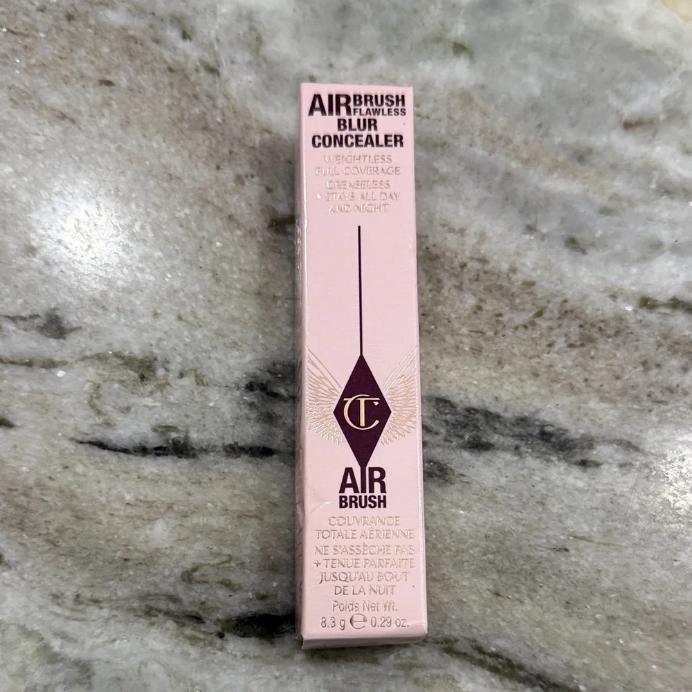 Charlotte Tilbury Airbrush Flawless Blur Concealer - Picture 1 of 2